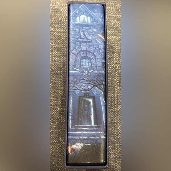 Harry Potter Order of the Phoenix Hardcover Deluxe Edition w/ Slipcover Box - Picture 2 of 13